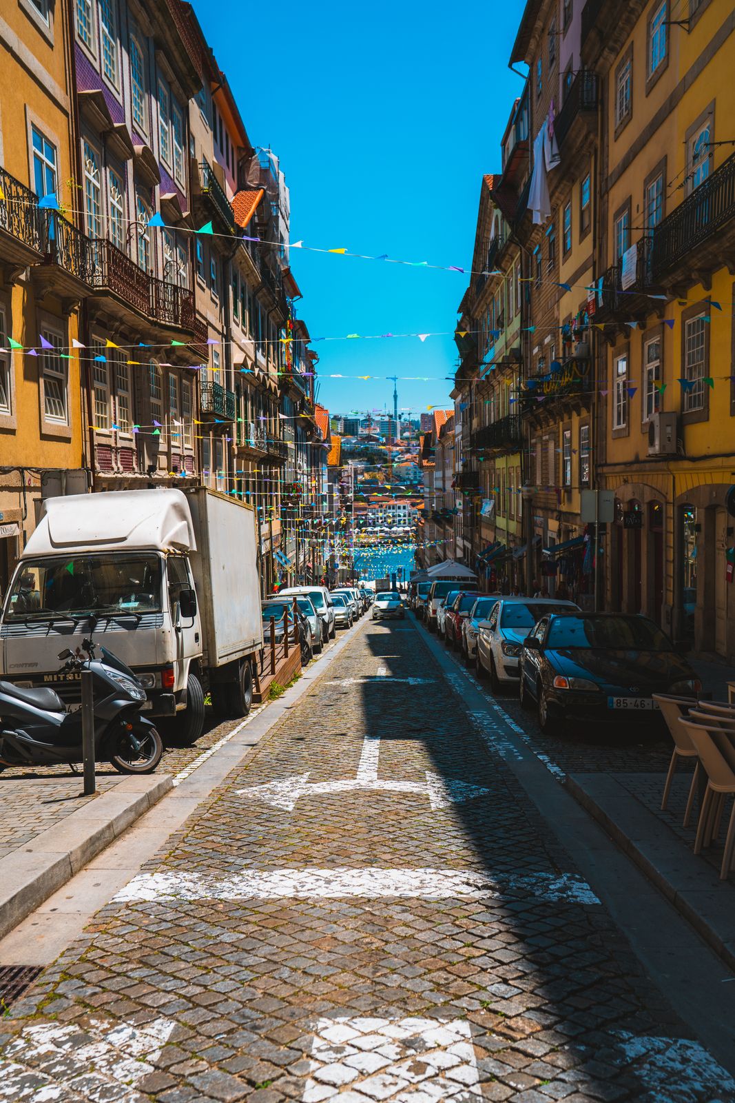 City photo — street scene
